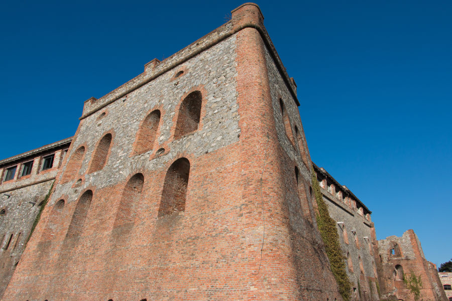 Famulari  Assalto Al Forte